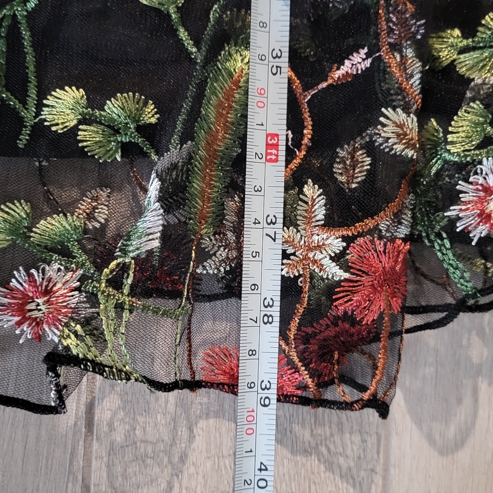 NWT Bloomchic Floral Embroidered Mesh Elastic Waist Dress Size 18/20 - Picture 9 of 12